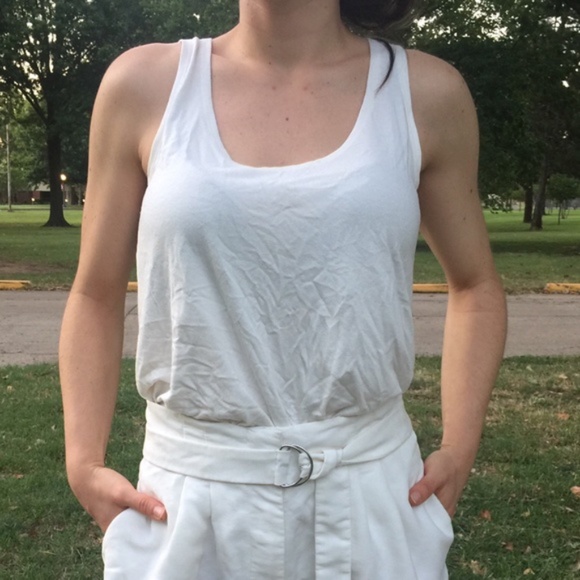 forever 21 white cream basic minimalist top - Picture 1 of 3